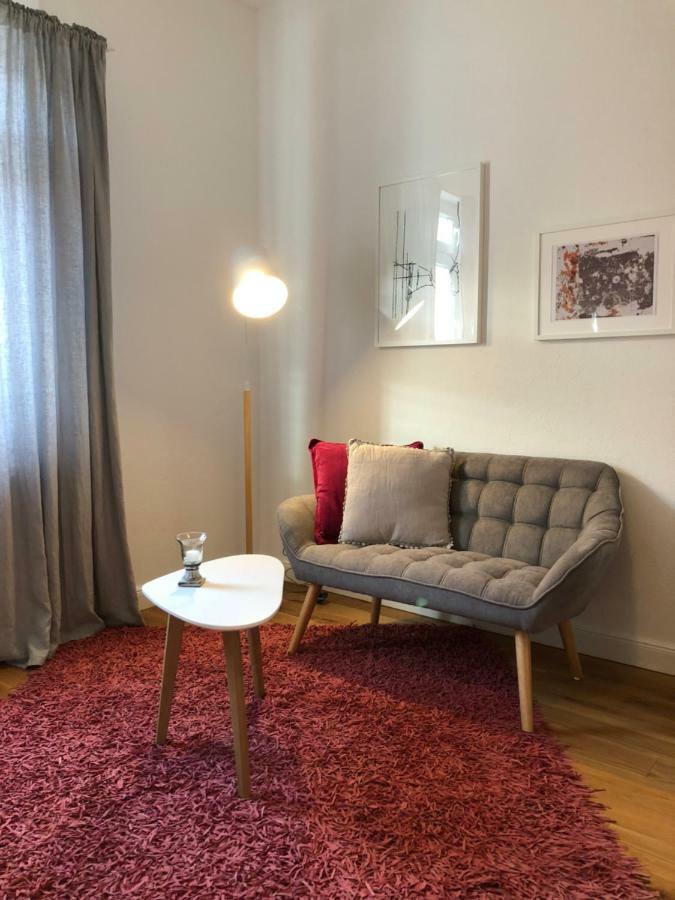 Feel-good In Mannheim-neckarau Apartment